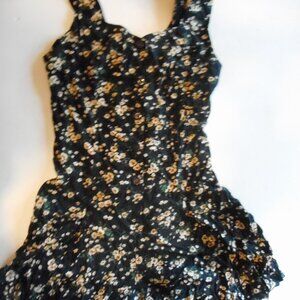 Ladies shorts body suit - flowers-size med- button shou;lder Boho fun